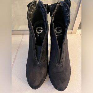 By Guess Women’s Heels